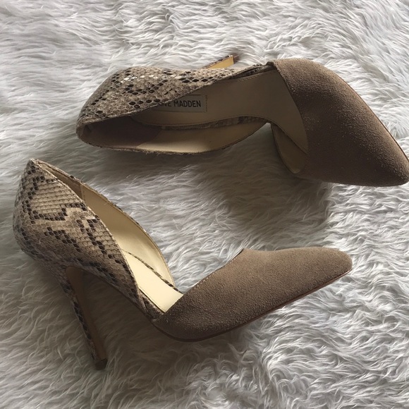 Steve Madden Shoes - Steve Madden vertigo heel suede & faux snakeskin